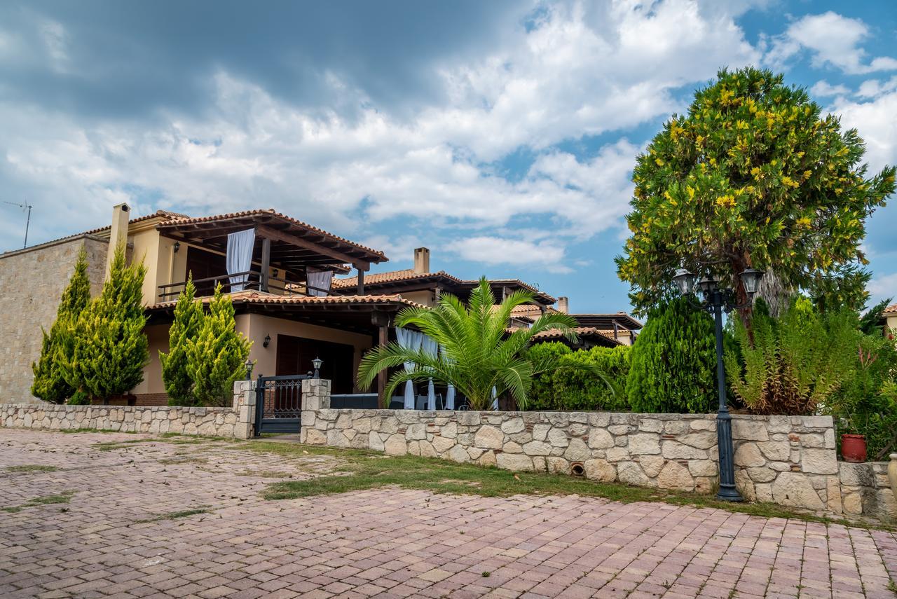 Blue Thea Luxury Villa In Afitos Exterior photo