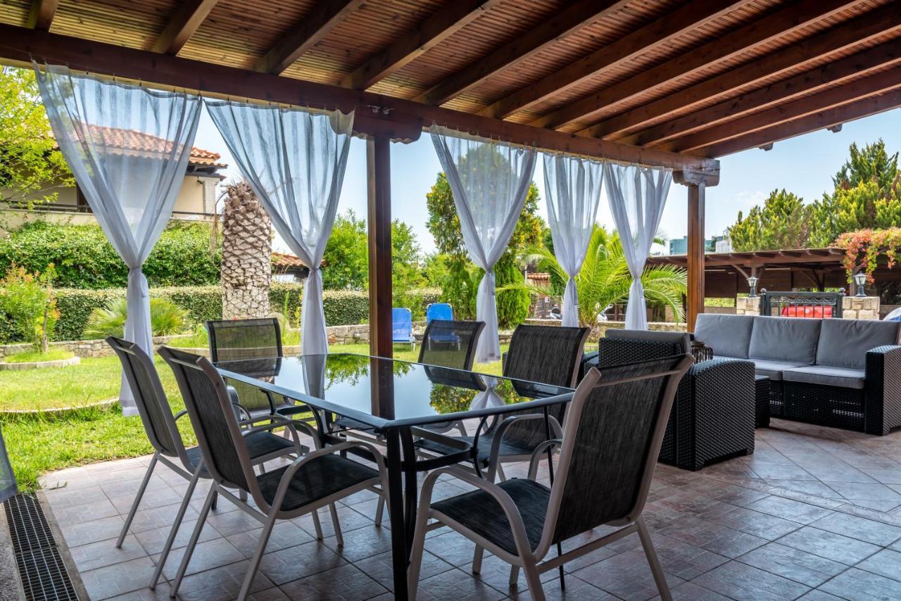 Blue Thea Luxury Villa In Afitos Exterior photo