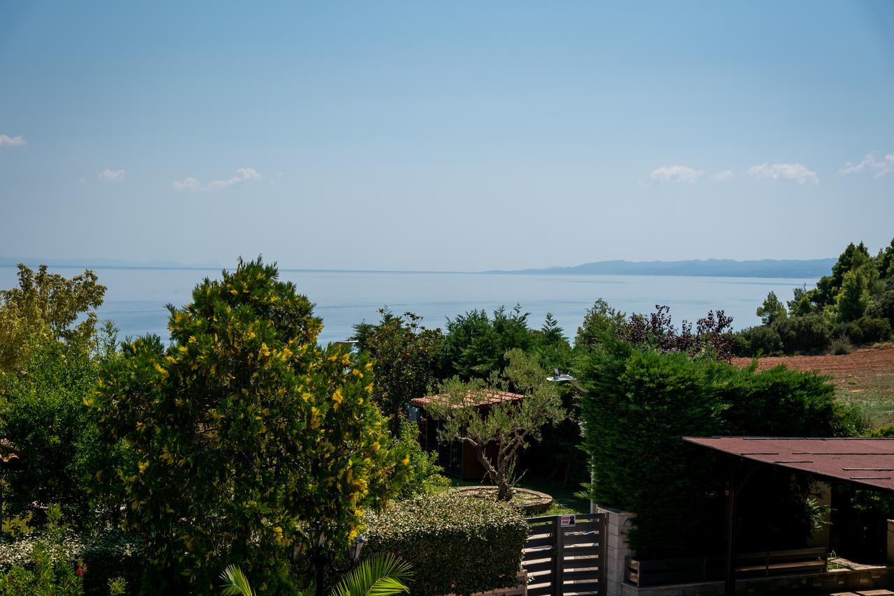Blue Thea Luxury Villa In Afitos Exterior photo