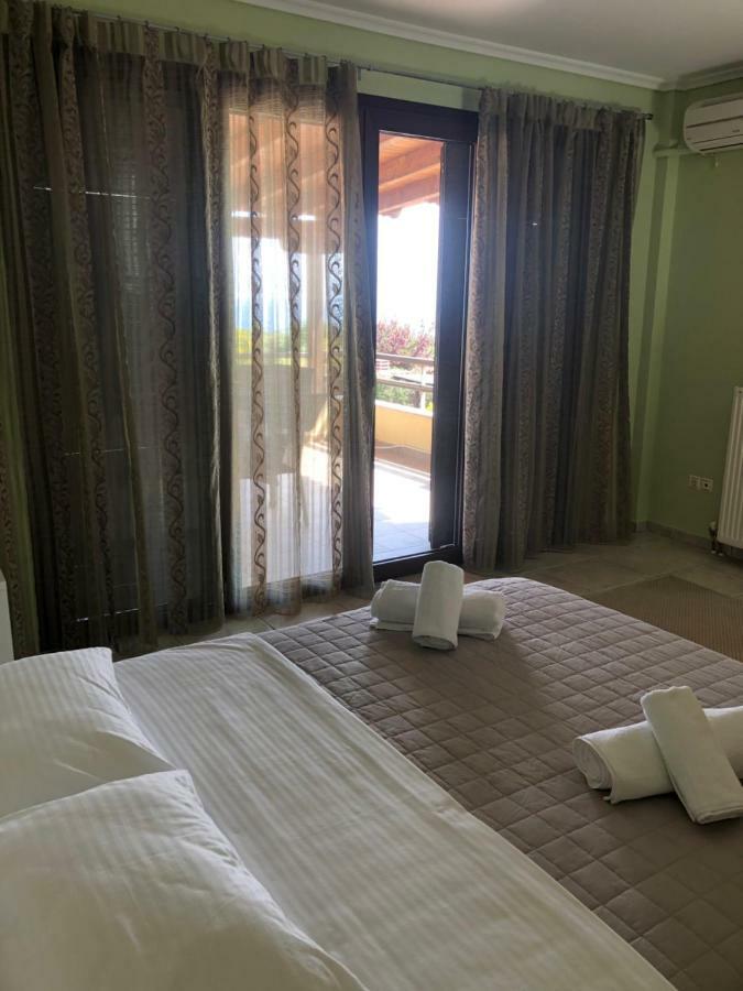Blue Thea Luxury Villa In Afitos Exterior photo